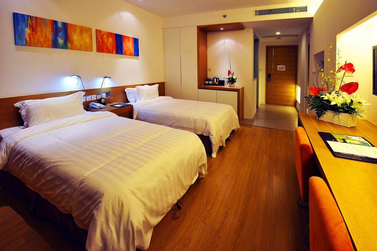 Wisdom Hotel Shanghai Bagian luar foto