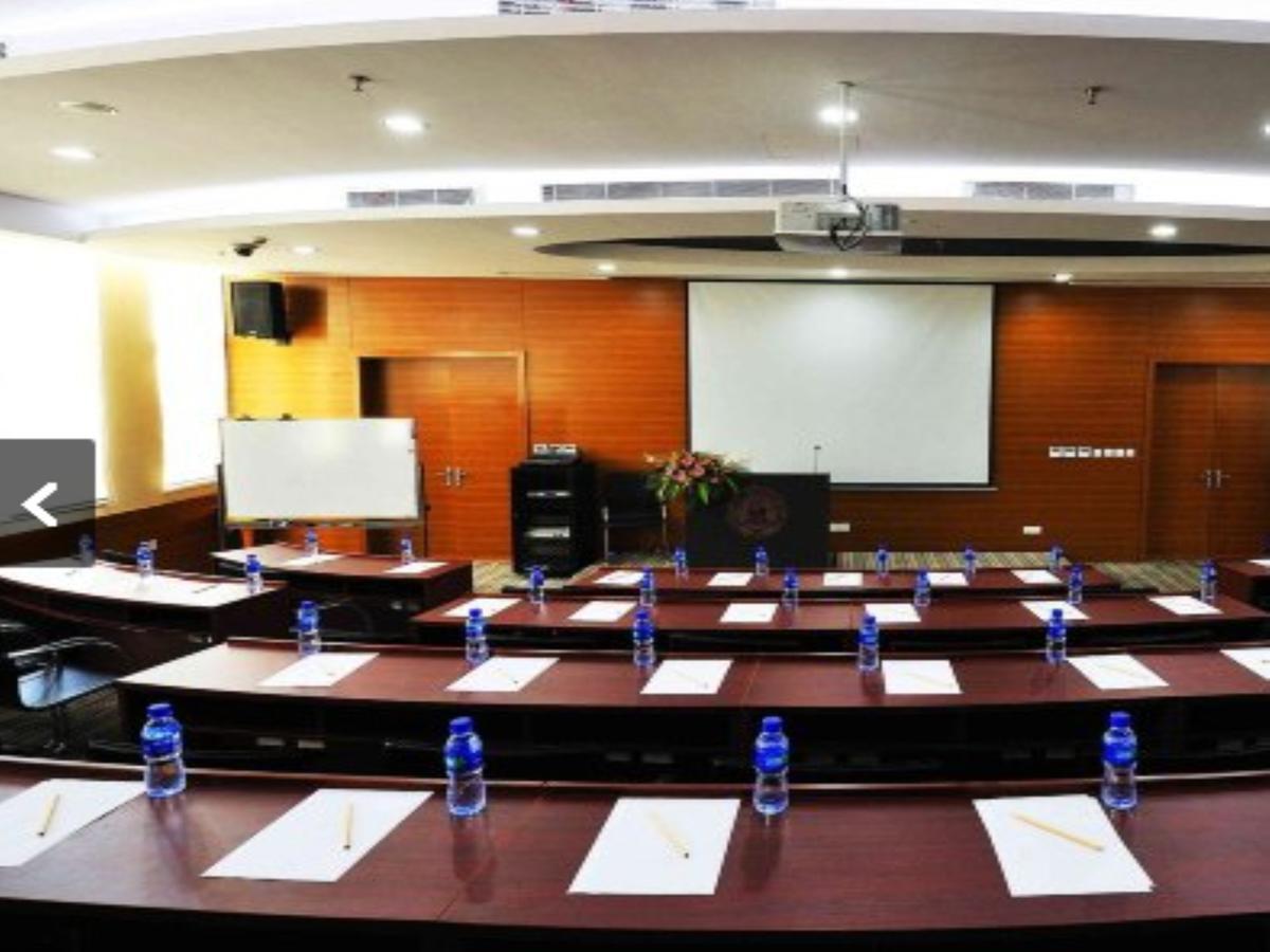 Wisdom Hotel Shanghai Bagian luar foto